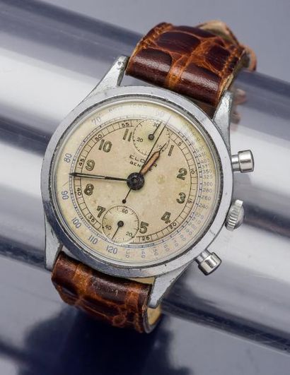 ELDOR Cadran ELDOR

Montre chronographe en acier, boîtier rond, fond clippé et deux...