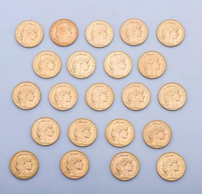 null Lot de 22 pièces de 20 Francs or.

Poids : 142 g