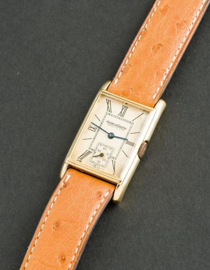 JAEGER-LECOULTRE (RECTANGULAIRE UNIPLAN – or jaune n° 89056), vers 1938

Montre de...