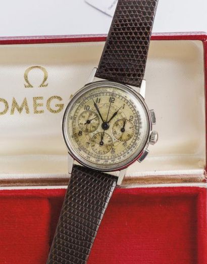OMEGA (Chronographe tri-compax télémètre n° 10123129), vers 1939

Rare chronographe...