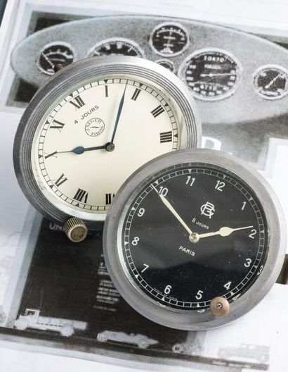 JAEGER Paris JAEGER PARIS ( COMPTEUR AUTOMOBILE ), vers 1950

Lot de deux montres...