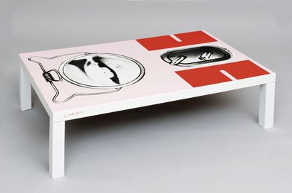 Peter KLASEN - Atelier A Francois ARNAL, vers 1970 

Table rectangulaire en acier,...