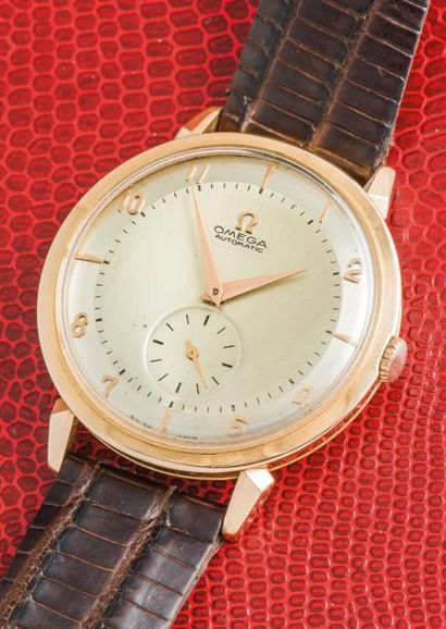 OMEGA OMEGA (Classic Big Pan - Or rose Automatic bumper réf. 2414), vers 1948

Rare...