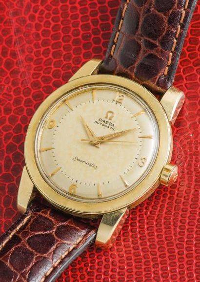 OMEGA OMEGA (SEAMASTER SPORT WATERPROOF - COQUILLE OR JAUNE RÉF. 2767-1), vers 1950

Montre...