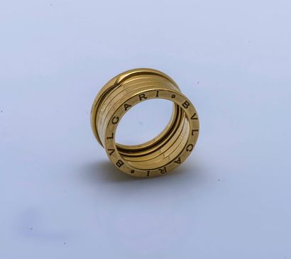 BULGARI Bague «B Zero 1» en or jaune 18 carats (750 millièmes) formée d’un anneau...