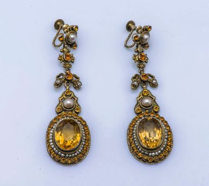 null Paire de pendants d’oreilles en vermeil (925 millièmes) serties de citrines...