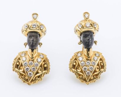 NARDI Paire de boucles d’oreilles «Moretto» en or jaune 18 carats (750 millièmes),...