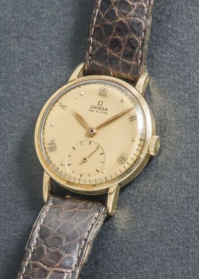 OMEGA fab Swiss OMEGA fab Swiss (CLASSIQUE ROMAINE / OR JAUNE), vers 1950

Rare montre...