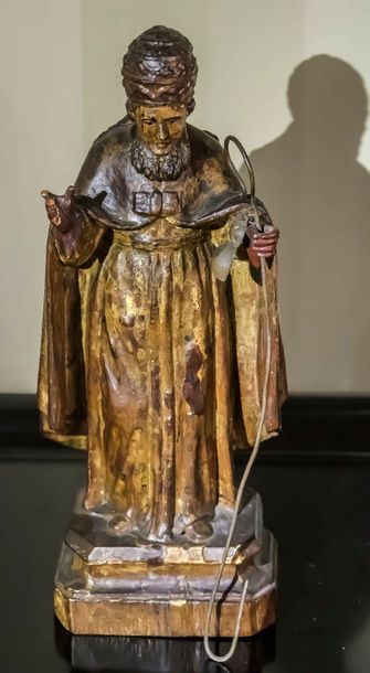 null Pape bénissant

Statuette en bois sculpté polychrome et or

XVII/XVIIIème siècle...
