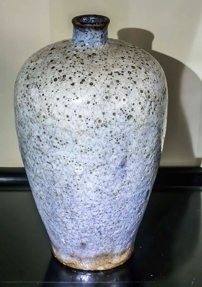 null Vase pansu en grès émaillé bleu

H : 25 cm