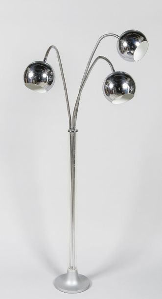 Édition Reggiani vers 1970 Lampe de parquet en métal chromé et altuglass composé...