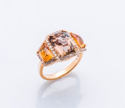null Bague en or jaune 18 carats (750 millièmes) sertie d’un quartz brun de taille...