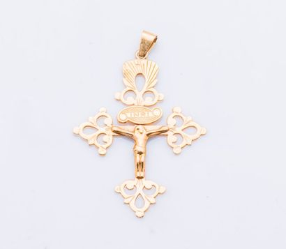 null Pendentif croix de Savoie en or jaune 18 carats (750 millièmes) à décor ciselé.

Hauteur...