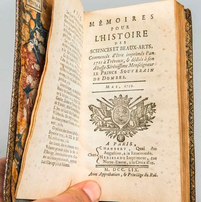 null Mémoires pour l'Histoire des Sciences et des Beaux-Arts. 

Mai 1755, juillet...