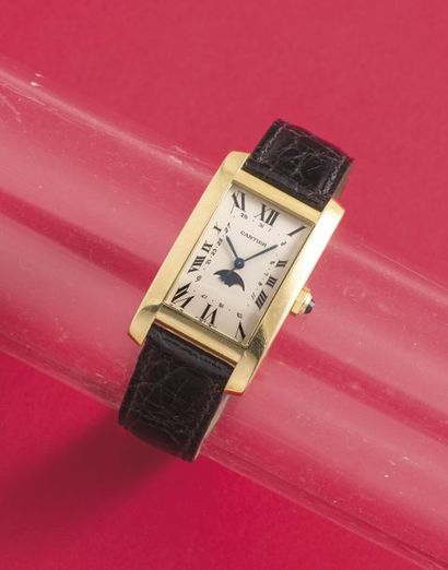 CARTIER CARTIER (Tank Américaine Louis Cartier / Calendrier Moon - or jaune réf....