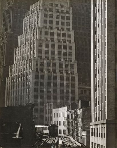 Todd Webb (1905-2000) New York, 1947. 

The El. [IRT Third Avenue Line]. 

Épreuve...