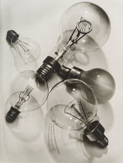 Willy Zielke (1902-1989) Photographie 1929-1935.
Entassement plaques de verre, 1929....