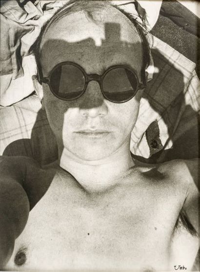 Umbo (Otto Maximilian Umbehr, dit) (1902-1980) Portfolio 3. 10 Photographien, 1927-1930....