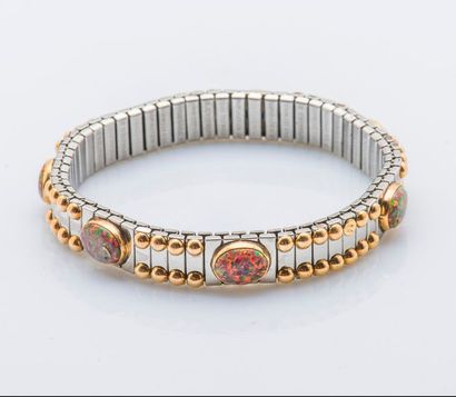 NOMINATION Bracelet élastique en acier et or jaune 18 carats (750 millièmes) serti...