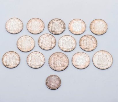 null Lot de monnaies en argent (925 millièmes) composé d’une pièce de 5 francs Louis...