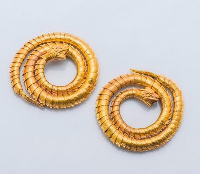 null Paire de bracelets souples en or jaune 18 carats (750 millièmes) s’enroulant...