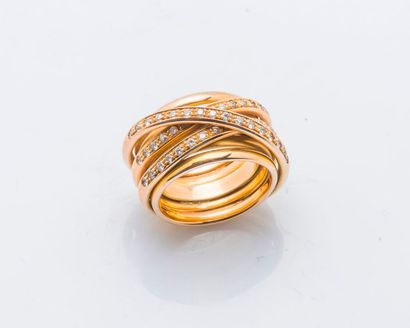 null Bague bandeau en or jaune 18 carats (750 millièmes) formée d’anneaux entrelacés...
