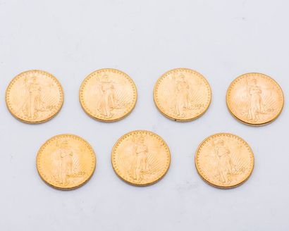 null Sept pièces de 20 Dollars US or Saint Gaudens, 1915, 1923, 1924, 1925 (2), 1927(2)

Légères...