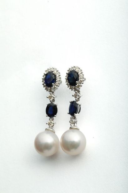 Boucles d'oreilles perles de culture saphirs et diamants / Sapphire cultured pearl...