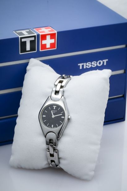 Montre bracelet de dame Tissot avec son ...