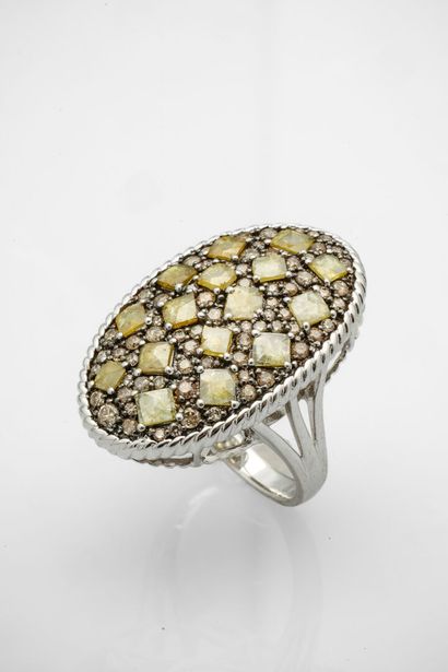 null Marquise ring in white gold, 750 MM, covered with round and square yellow diamonds...