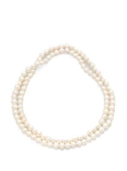 null Long necklace of 114 freshwater cultured pearls.