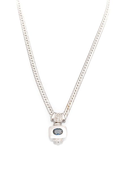 null Lovely snake chain necklace in white gold adorned with a pendant set with an...