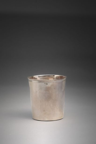 null Sixte-Simon Rion, 
Flat-bottomed silver goblet, filet pattern, old-age hallmark,...