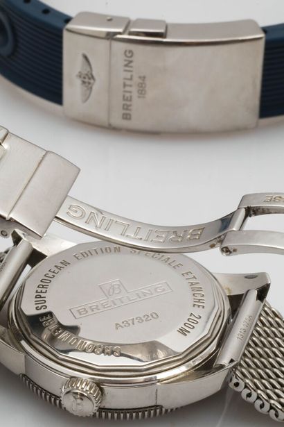 null Breitling
Bracelet montre en acier maille milanaise signée avec boucle déployante...