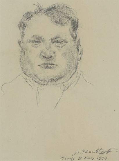 null ROUBTZOFF (1884-1949)
Portrait d'homme
Dessin au crayon noir et à l'estompe,...