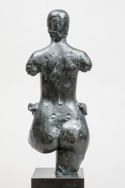 null Antoniucci VOLTI (1915-1989)
Aimée, model circa 1975
Brown patina bronze sculpture,...