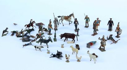 null Set of miniature DOLLS, world folklore.

About 20 pieces

We join a plush BEAR,...