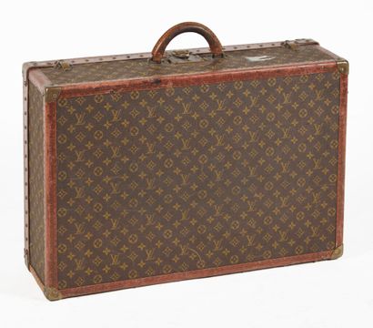 null LOUIS VUITTON

Hard case in Monogram coated canvas and Havana leather, the interior...