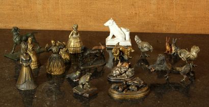 null Ensemble de BIBELOTS : lapins en bronze de Vienne ; chats, oiseau, cheval et...