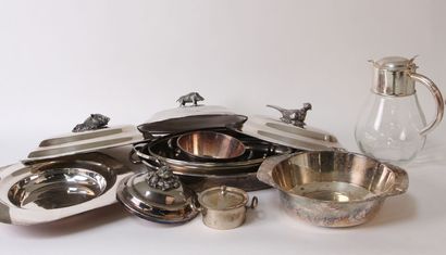 Lot in SILVER METAL composed of three lids...