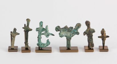 null Lot of six IDOLS with bird's beak.
Bronze
Iran / Phoenicia, 2nd-1st millennium...