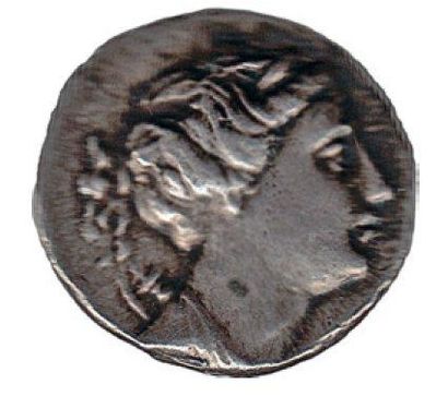 Didrachme (258-202 av. J.-C.). 6,54 g. Buste...