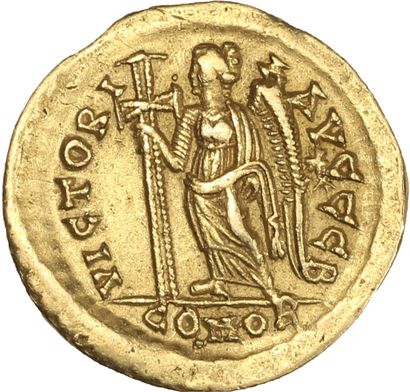 null LÉON Ier (457-474)

Solidus. Constantinople. 4,40 g.

Son buste diadémé, casqué...