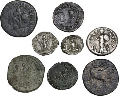 null Lot de 8 monnaies romaines et provinciales en argent et bronze dont : denier...