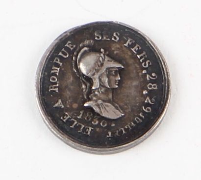 null Small miniature medal commemorating the revolution of 1830

In silver. 

Obverse...