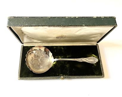 null Silver strawberry spoon, the spoon with floral decoration, the handle with twisted...