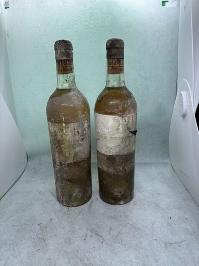 null 2 bouteilles Château FILHOT, 2° cru Sauternes1926 (ela, ett, J)