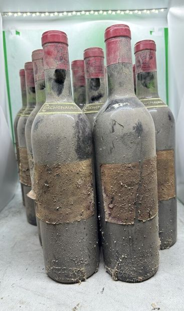 null 12 bouteilles Château LAFITE-ROTHSCHILD, 1° cru Pauillac 1970 (ea mais toutes...
