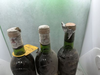 null 3 bottles Château PAPE-CLÉMENT 1970, Pessac-Léognan (eta or SE, 2 J, 1 TLB)