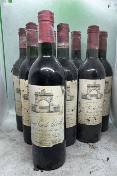 null 8 bouteilles Château LÉOVILLE-LAS-CASES, 2° cru Saint-Julien 1985 (ea, et, 2...